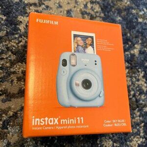 Fujifilm Instax Mini 11 Instant Camera - Sky Blue NEW